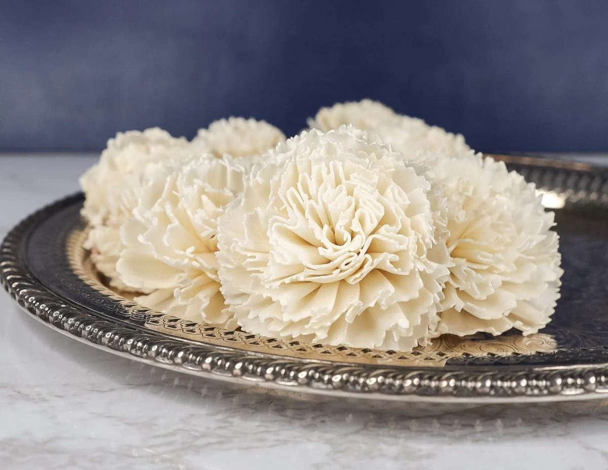 1.5" Carnation (10 pack)