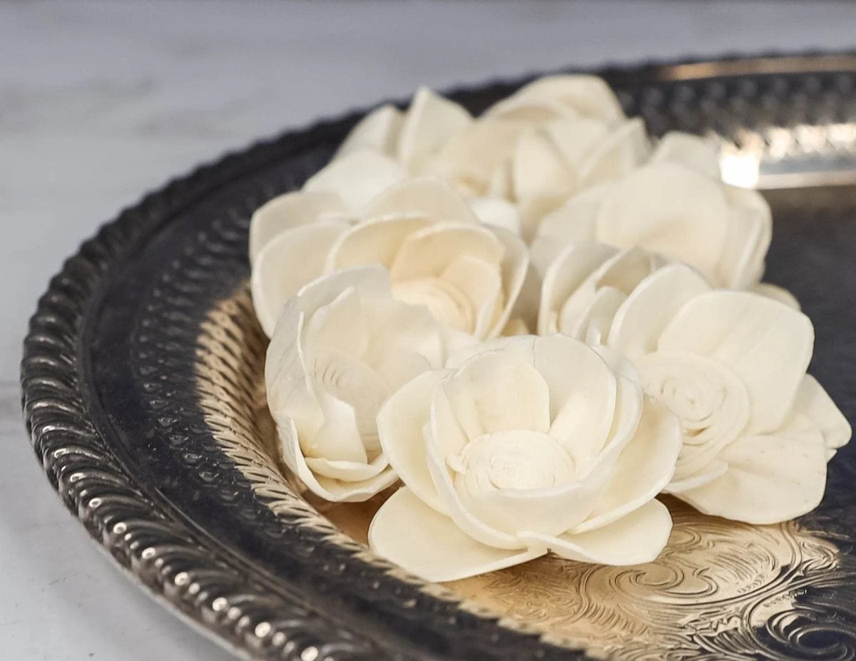 1.5" Lotus (10 pack)