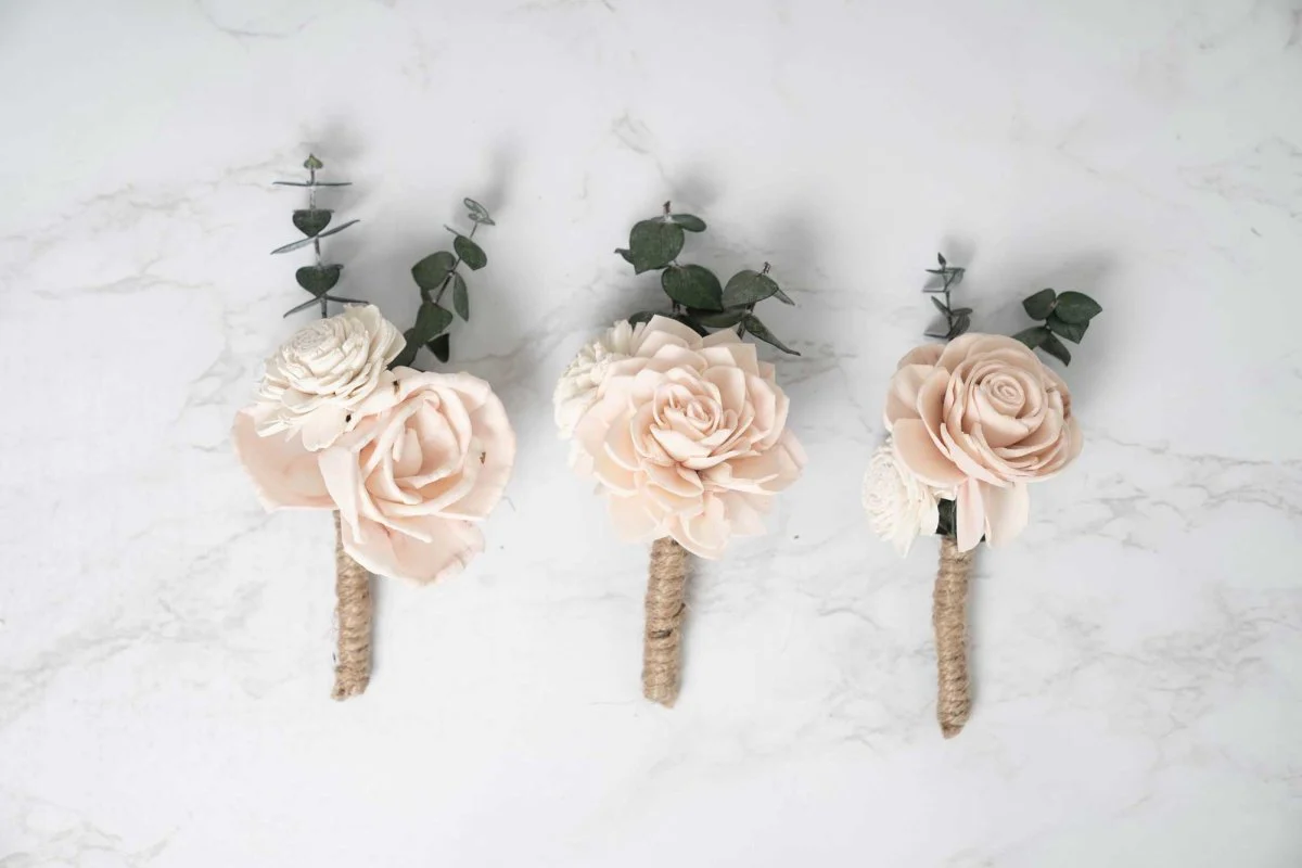 Blush Beauty Boutonniere (Set of 3)