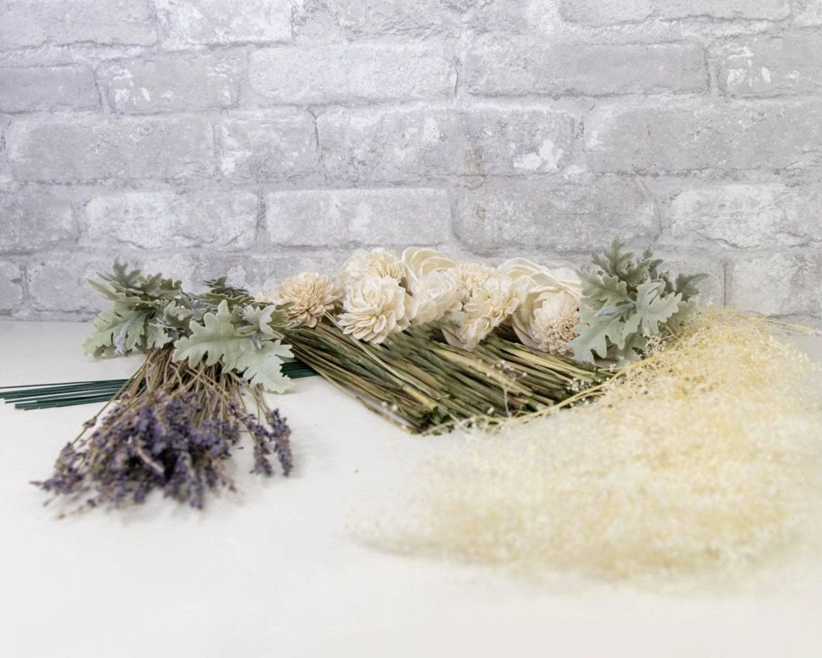 Constance Mini Bouquet* - Image 7