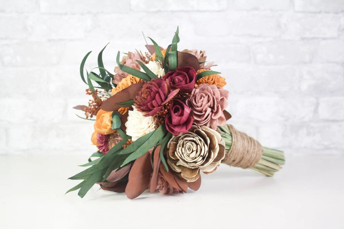 Wanderlust Bridesmaid Bouquet - Image 2